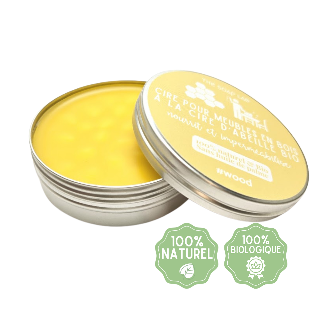 cire pour meubles en bois à la cire d'abeille Bio / sans parfum / dans boite en métal de 100 mL avec couvercle mi-ouvert / fond blanc